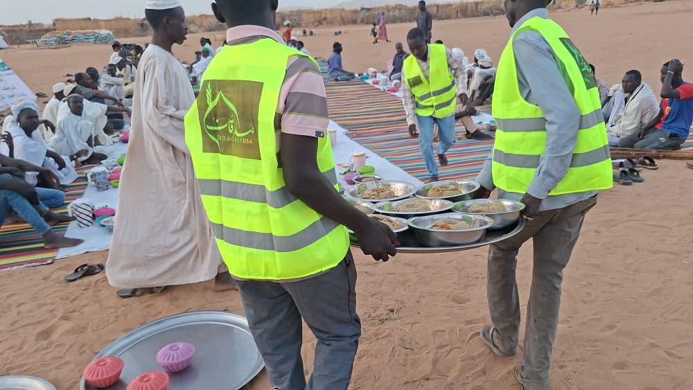 مشروع الإفطارات الرمضانية في السودان | موائد إفطار عبر 10 مطابخ مركزية في 7 مدن و6 ولايات
