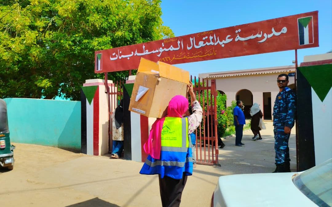 Sadagaat Distributes Dignity Kits to 1,020 Female Students in Dongola Locality